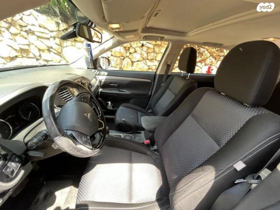 מיצובישי אאוטלנדר Instyle אוט' 7 מק' 2.0 (150 כ"ס) בנזין 2016 למכירה בגבעת שמואל