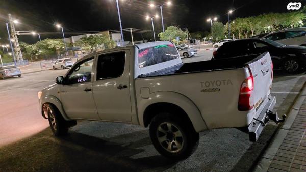 טויוטה היילקס ויגו 4X4 4X4 דאבל קבינה ידני דיזל 2.5 (144 כ''ס)[2011-2015] דיזל 2011 למכירה בבאר שבע