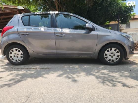 יונדאי i20 Insight ידני 1.2 (85 כ"ס) בנזין 2013 למכירה באורנית