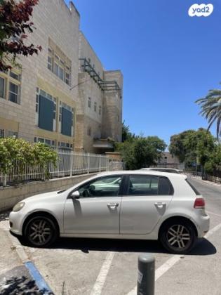פולקסווגן גולף Trendline ידני 5 דל' 1.6 (102 כ"ס) בנזין 2009 למכירה בירושלים