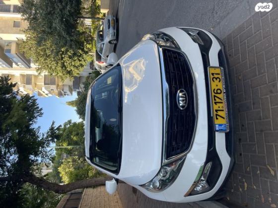 קיה ספורטז' Urban אוט' 2.0 (166 כ''ס) בנזין 2014 למכירה בראשון לציון