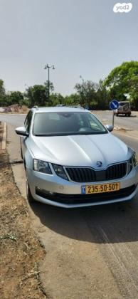 סקודה אוקטביה ספייס Ambition אוט' 1.0 (115 כ"ס) בנזין 2017 למכירה בהוד השרון