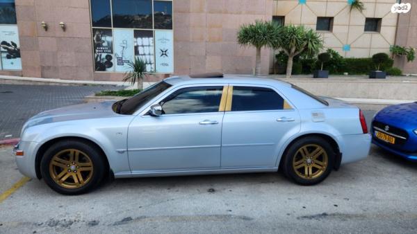 קרייזלר 300C LX אוט' 3.5 (249 כ''ס) בנזין 2005 למכירה בחיפה