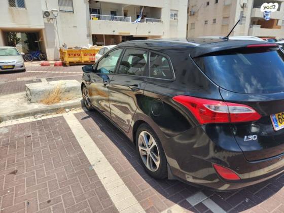 יונדאי i30CW Inspire סטיישן ידני 1.4 (100 כ''ס) [2015-2017] בנזין 2016 למכירה בנהריה