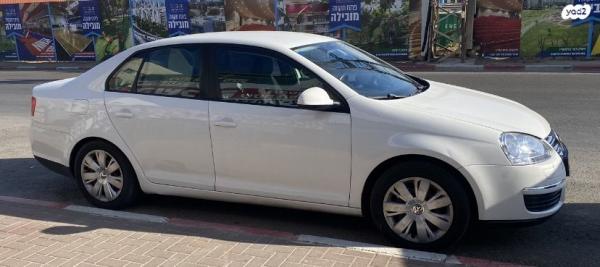 פולקסווגן ג'טה Manager אוט' 1.6 (102 כ''ס) בנזין 2011 למכירה בפתח תקווה