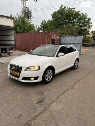 אאודי A3 Sportback Sharp אוט' 1.6 (102 כ''ס) בנזין 2010 למכירה ברמת השרון