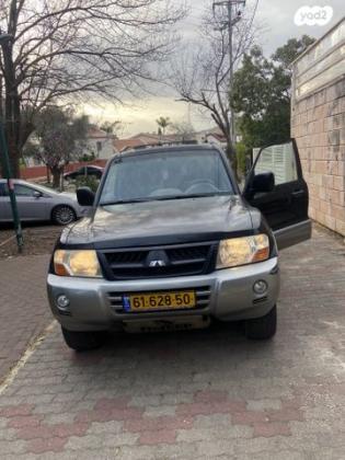 מיצובישי פג'רו ארוך 4X4 GLX אוט' דיזל 7 מק' 3.2 (165 כ''ס) דיזל 2003 למכירה בשלומי