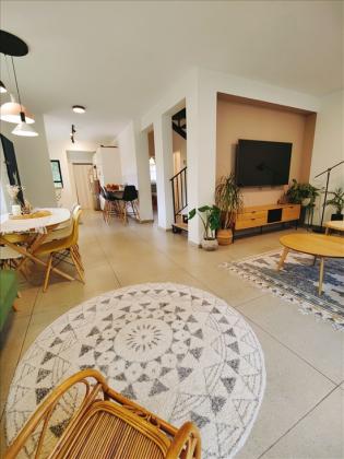 דו משפחתי 5 חדרים למכירה בבת חפר | בית השיטה | בת חפר