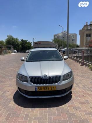 סקודה אוקטביה Ambition אוט' 1.2 (110 כ"ס) בנזין 2015 למכירה במגדל העמק