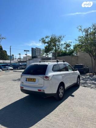 מיצובישי אאוטלנדר Instyle אוט' 7 מק' 2.0 (150 כ"ס) בנזין 2014 למכירה באשדוד