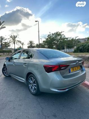 טויוטה אוונסיס Executive SS אוט' 1.8 (147 כ"ס) בנזין 2017 למכירה בחולון