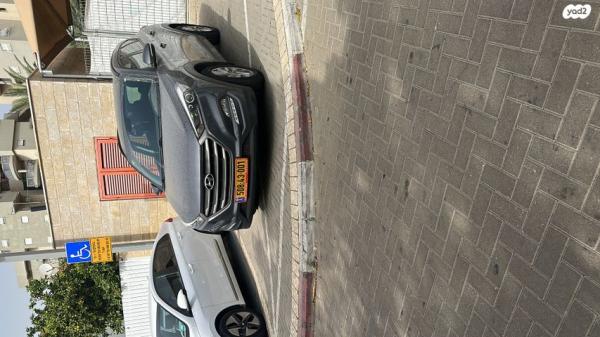 יונדאי טוסון Panoramic אוט' בנזין 2.0 (155 כ"ס) בנזין 2018 למכירה בחולון