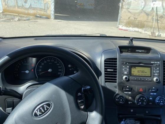 קיה קרניבל LX אוט' 7 מק' 2.7 (189 כ''ס) בנזין 2010 למכירה בבאר שבע