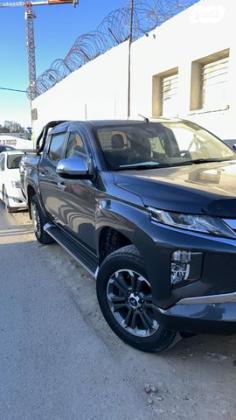 מיצובישי טרייטון / L200 4X4 4X4 Dakar אוט' דיזל 2.3 (150 כ''ס) דיזל 2020 למכירה בראשון לציון