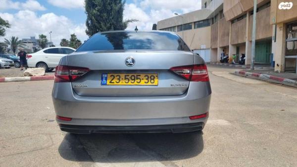 סקודה סופרב (עד 2019) Style אוט' 1.4 (150 כ"ס) בנזין 2016 למכירה בפתח תקווה