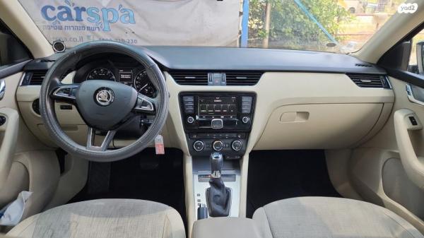 סקודה אוקטביה Style אוט' 1.2 (110 כ"ס) בנזין 2017 למכירה בהרצליה