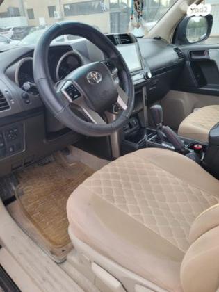 טויוטה לנד קרוזר קצר 4X4 Select 60th אוט' דיזל 3.0 (190 כ''ס) דיזל 2011 למכירה בג'וליס