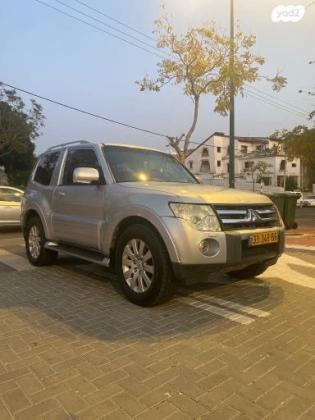 מיצובישי פג'רו קצר 4X4 Dakar אוט' 5 מק' 3.8 (249 כ''ס) בנזין 2008 למכירה בראשון לציון