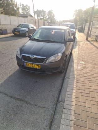 סקודה פאביה Ambiente ידני 1.4 (86 כ''ס) בנזין 2012 למכירה בבאר שבע