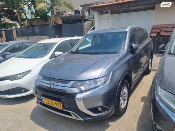 מיצובישי אאוטלנדר Intense אוט' 7 מק' 2.0 (150 כ"ס) בנזין 2019 למכירה ברכסים