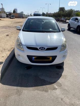 יונדאי i20 Inspire אוט' 1.4 (100 כ"ס) [2009-2015] בנזין 2011 למכירה בבאר שבע