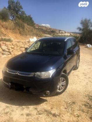 מיצובישי אאוטלנדר Instyle אוט' 7 מק' 2.0 (150 כ"ס) בנזין 2015 למכירה בגבעת זאב