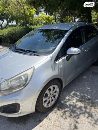 קיה ריו LX הצ'בק אוט' 1.4 (109 כ''ס) בנזין 2014 למכירה במבשרת ציון