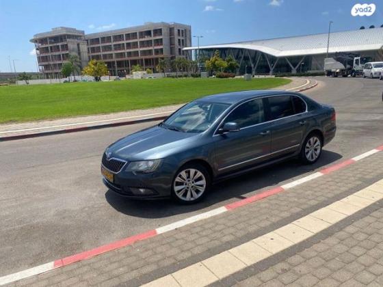 סקודה סופרב (עד 2019) Elegance אוט' 1.8 (160 כ''ס) בנזין 2015 למכירה במצליח