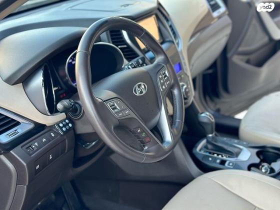 יונדאי סנטה פה 4X4 Elite אוט' בנזין 7 מק' 2.4 (192 כ''ס) בנזין 2013 למכירה בחולון