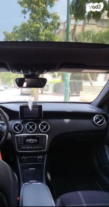 מרצדס A-Class A180 Urban אוט' 1.6 (122 כ"ס) בנזין 2015 למכירה בנתניה