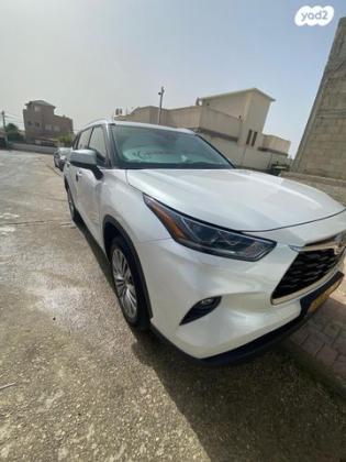 טויוטה היילנדר 4X4 E-Xclusive הייבריד אוט' 7 מק' 2.5 (190 כ''ס) בנזין 2022 למכירה בבאר שבע