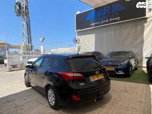 יונדאי i30 Inspire סטיישן אוט' 1.6 (135 כ"ס) בנזין 2014 למכירה בראשון לציון