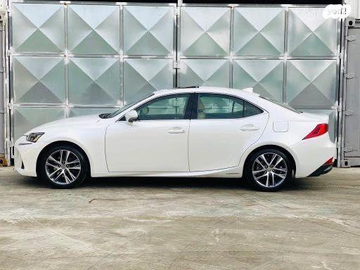 לקסוס IS300h High Premium הייבריד אוט' 2.5 (181 כ"ס) בנזין 2018 למכירה באשקלון