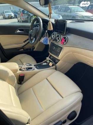 מרצדס GLA GLA200 Urban אוט' 1.6 (156 כ''ס) [2014-2017] בנזין 2016 למכירה בחולון