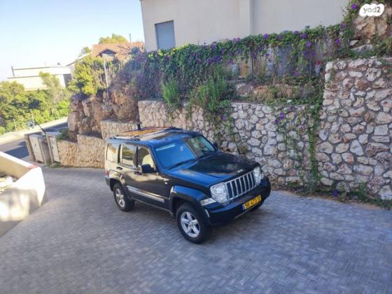 ג'יפ / Jeep ליברטי (עד 2013) 4X4 Limited אוט' 3.7 (202 כ''ס) [2010-2013] בנזין 2012 למכירה בראש פינה