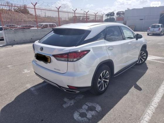 לקסוס RX300 4X4 Luxury אוט' 2.0 (238 כ''ס) בנזין 2022 למכירה בקרית ים