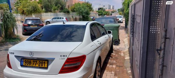 מרצדס C-Class Taxi C200D Taxi Classic אוט' דיזל 2.1 (136 כ"ס) [11-15] דיזל 2013 למכירה בבאר שבע
