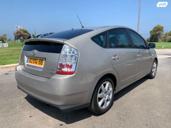 טויוטה פריוס GLI הייבריד אוט' 1.5 (76 כ"ס) בנזין 2008 למכירה בנתניה