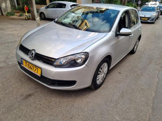 פולקסווגן גולף Trendline אוט' 5 דל' 1.6 (102 כ''ס) בנזין 2010 למכירה בבני ברק