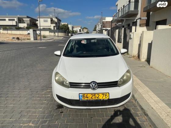 פולקסווגן גולף Trendline אוט' 5 דל' 1.2 (105 כ''ס) [2011-2013] בנזין 2011 למכירה בתל אביב יפו