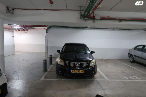 טויוטה אוונסיס אוט' 2.0 (152 כ"ס) [2009-2015] בנזין 2009 למכירה בירושלים