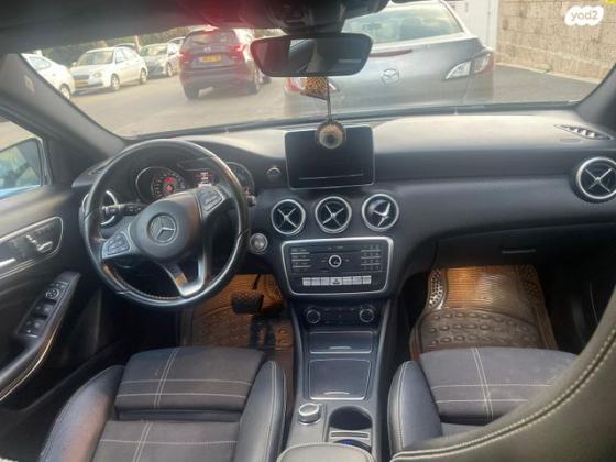 מרצדס A-Class A180 Urban אוט' 1.6 (122 כ"ס) בנזין 2016 למכירה בפרדס חנה כרכור