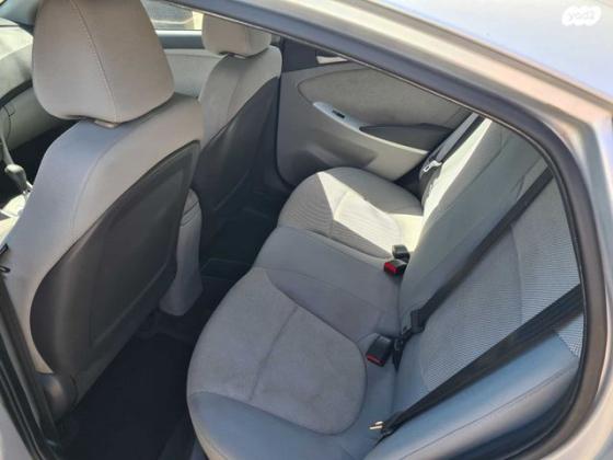 יונדאי i25 Inspire אוט' 1.6 (124 כ"ס) בנזין 2012 למכירה בחולון