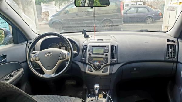 יונדאי i30 Premium אוט' 2.0 (143 כ''ס) בנזין 2008 למכירה בנתניה