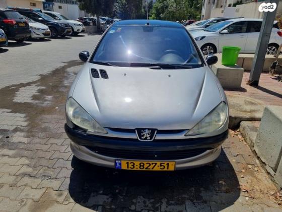 פיג'ו 206 XT אוט' 1.4 (75 כ''ס) בנזין 2003 למכירה בתל אביב יפו