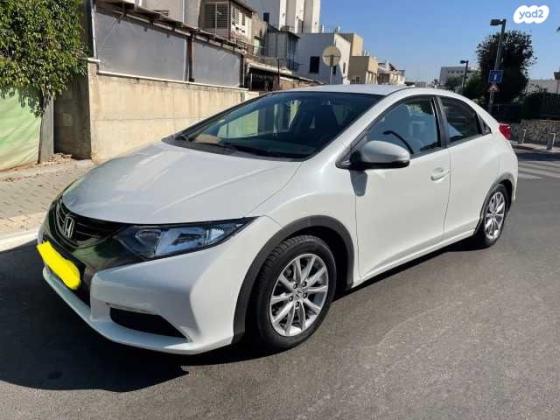 הונדה סיוויק האצ'בק החדשה Comfort אוט' 1.8 (142 כ''ס) בנזין 2013 למכירה בתל אביב יפו