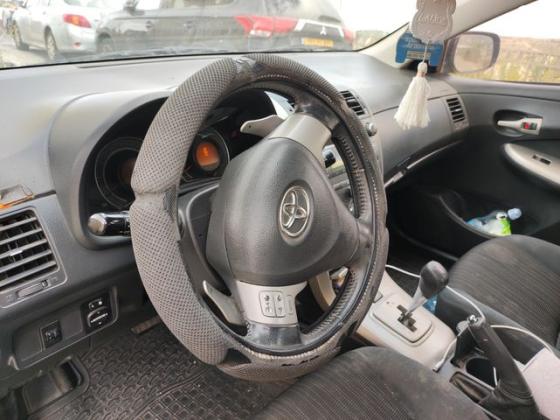 טויוטה קורולה GLI רובוטית 1.6 (124 כ"ס) בנזין 2008 למכירה במודיעין מכבים רעות