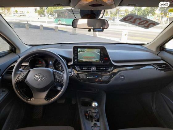 טויוטה C-HR Flame הצ'בק אוט' 1.8 (122 כ''ס) בנזין 2020 למכירה בירושלים