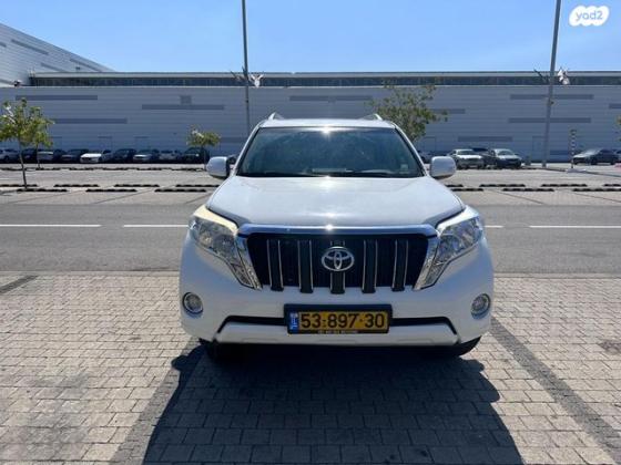 טויוטה לנד קרוזר ארוך 4X4 Luxury אוט' דיזל 7 מק' 3.0 (190 כ''ס) דיזל 2014 למכירה בירכא