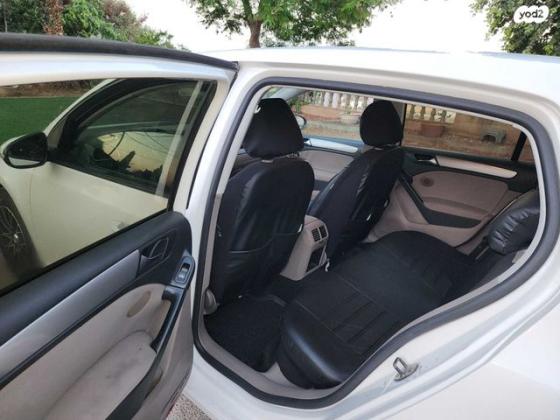 פולקסווגן גולף Trendline אוט' 5 דל' 1.6 (102 כ''ס) בנזין 2009 למכירה בחיפה